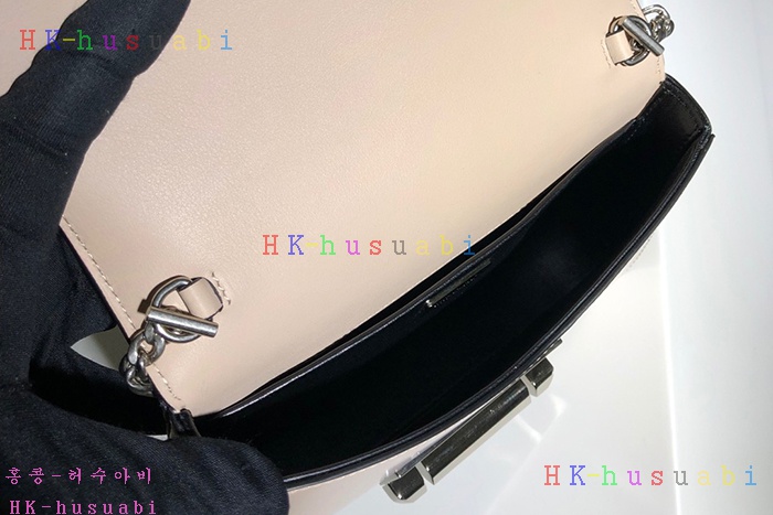 �ڹ̷��ޡ� ����� �ú��� ���׹� P 1BD170-2