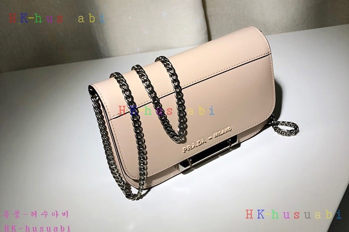 �ڹ̷��ޡ� ����� �ú��� ���׹� P 1BD170-2