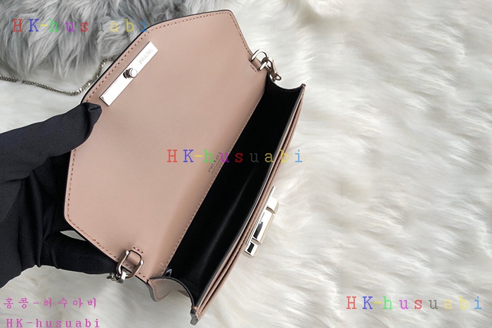 �ڹ̷��ޡ� ����� �ú��� ���� �̴Ϲ� P 1DH011-4