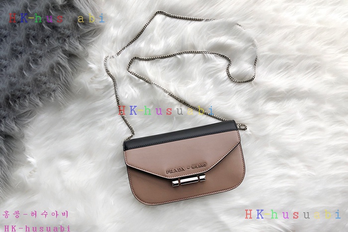 �ڹ̷��ޡ� ����� �ú��� ���� �̴Ϲ� P 1DH011-4