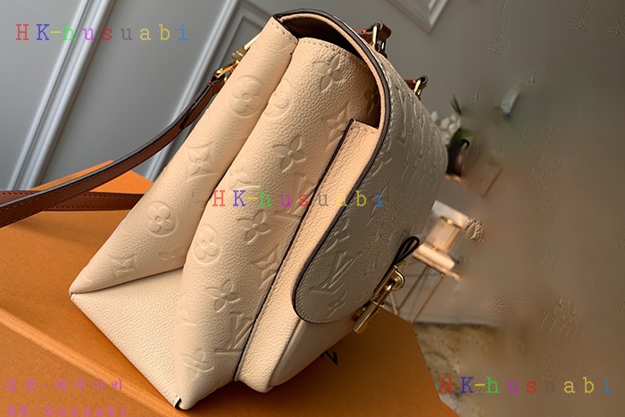 �ڹ̷��ޡ� ���̺��� ������ M44549