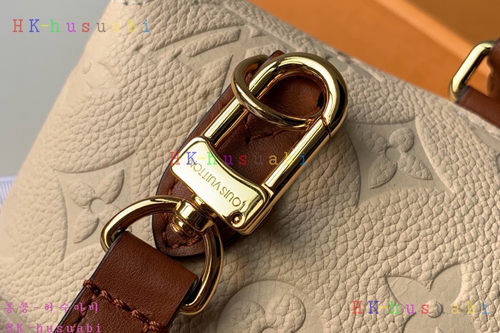 �ڹ̷��ޡ� ���̺��� ������ M44549