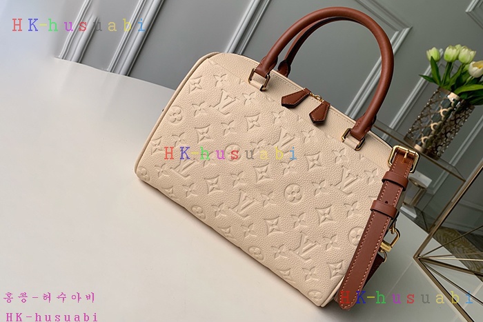 �ڹ̷��ޡ� ���̺��� ���ǵ� �ݵѸ��� M42397/ M42401/M42406(�������)