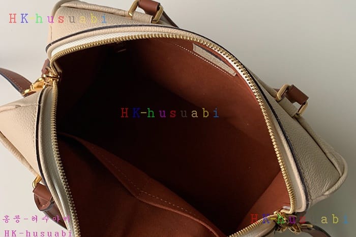 �ڹ̷��ޡ� ���̺��� ���ǵ� �ݵѸ��� M42397/ M42401/M42406(�������)