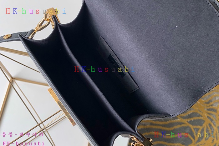 �ڹ̷��ޡ� ���̺��� �̴� ���ɹ� M44580