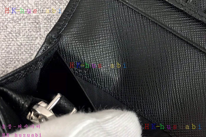�ڹ̷��ޡ� ����� ���ǾƳ� ������  P 2MV836-5