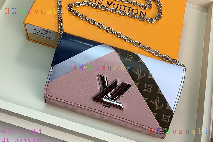 �ڹ̷��ޡ� ���̺��� Ʈ����Ʈ ü������ M67798 (2�÷�)
