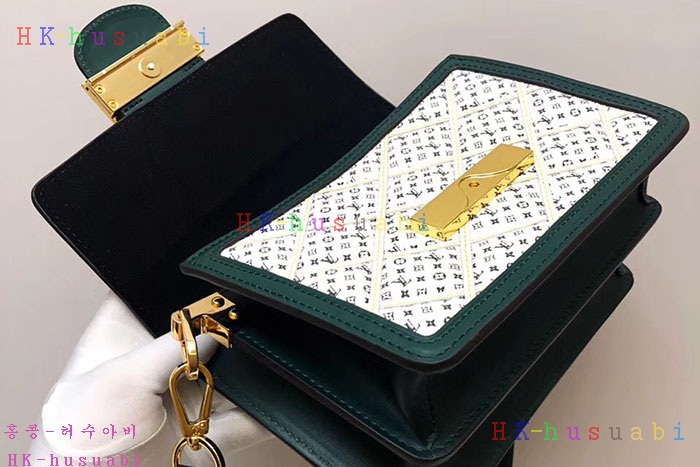 �ڹ̷��ޡ� ���̺��� �̴� ����  M53996