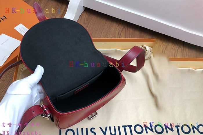 �ڹ̷��ޡڷ��̺��� �ƹ��� M55506