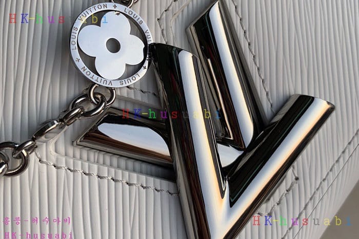 �ڹ̷��ޡ� ���̺��� Ʈ����Ʈ  M55411-4