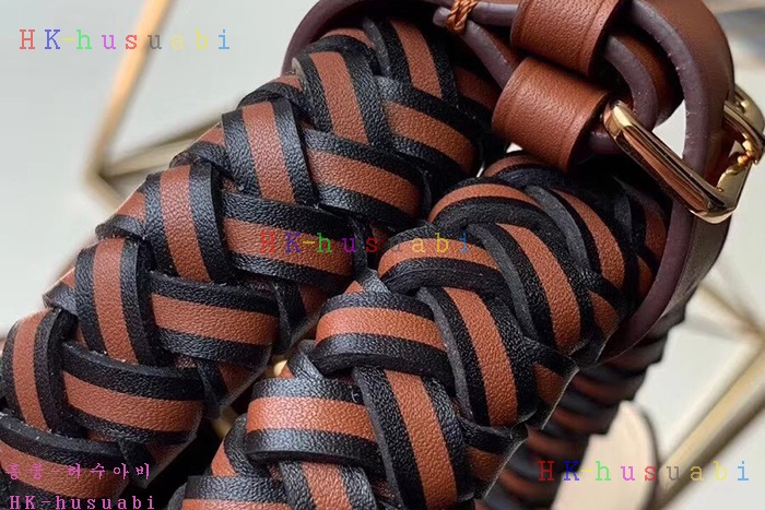 �ڹ̷��ޡ� ���̺��� �������� ���״� M53939 (����)