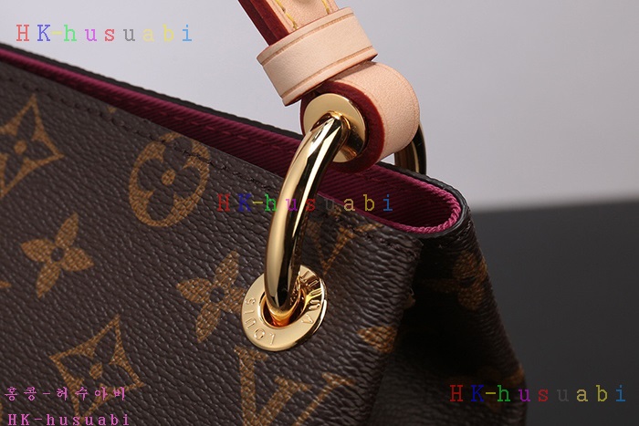 �ڹ̷��ޡ� ���̺��� �׷��̽�Ǯ  M43700