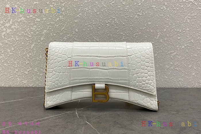 �ڹ̷��ޡڹ߷��þư� �ƿ��۷��� ü�ι� B 644973-8(�÷�����)