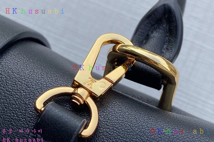 �ڹ̷��ޡ� ���̺��� ��Ű BB  LV M44141