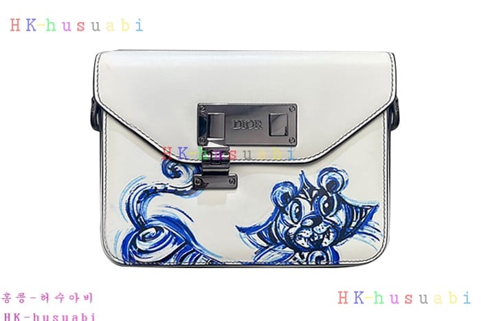 �ڹ̷��ޡ� ��� �ص� �ɴ� ������ �� ī�޶�� D 22301