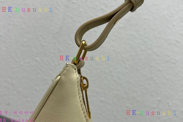 �ڹ̷��ޡڼ����� �ƹ� Ʈ�������� 114493-3