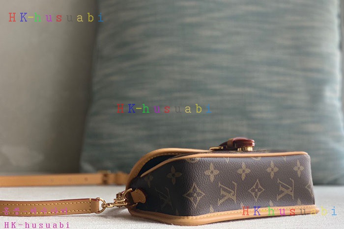 �ڹ̷��ޡڷ��̺��� ���� ���̾� ��Ʈ M83298
