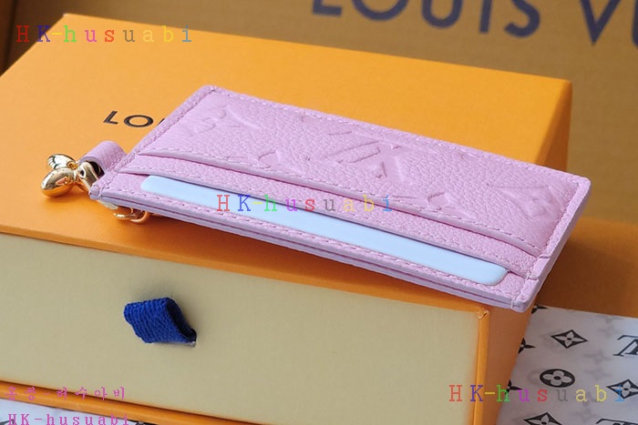 �ڹ̷��ޡڷ��̺��� LV ��  ī�� Ȧ�� M13647