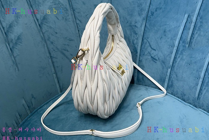 �ڹ̷��ޡڹ̿�̿� �ϴ� ���׶�� ȣ�� 5BC153