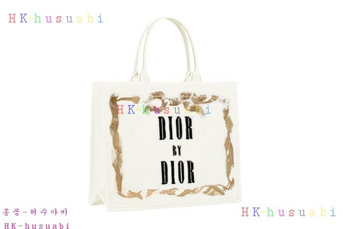 �ڹ̷��ޡڵ�� �� ��Ʈ EMBROIDERY 1BTSH295 (�������)